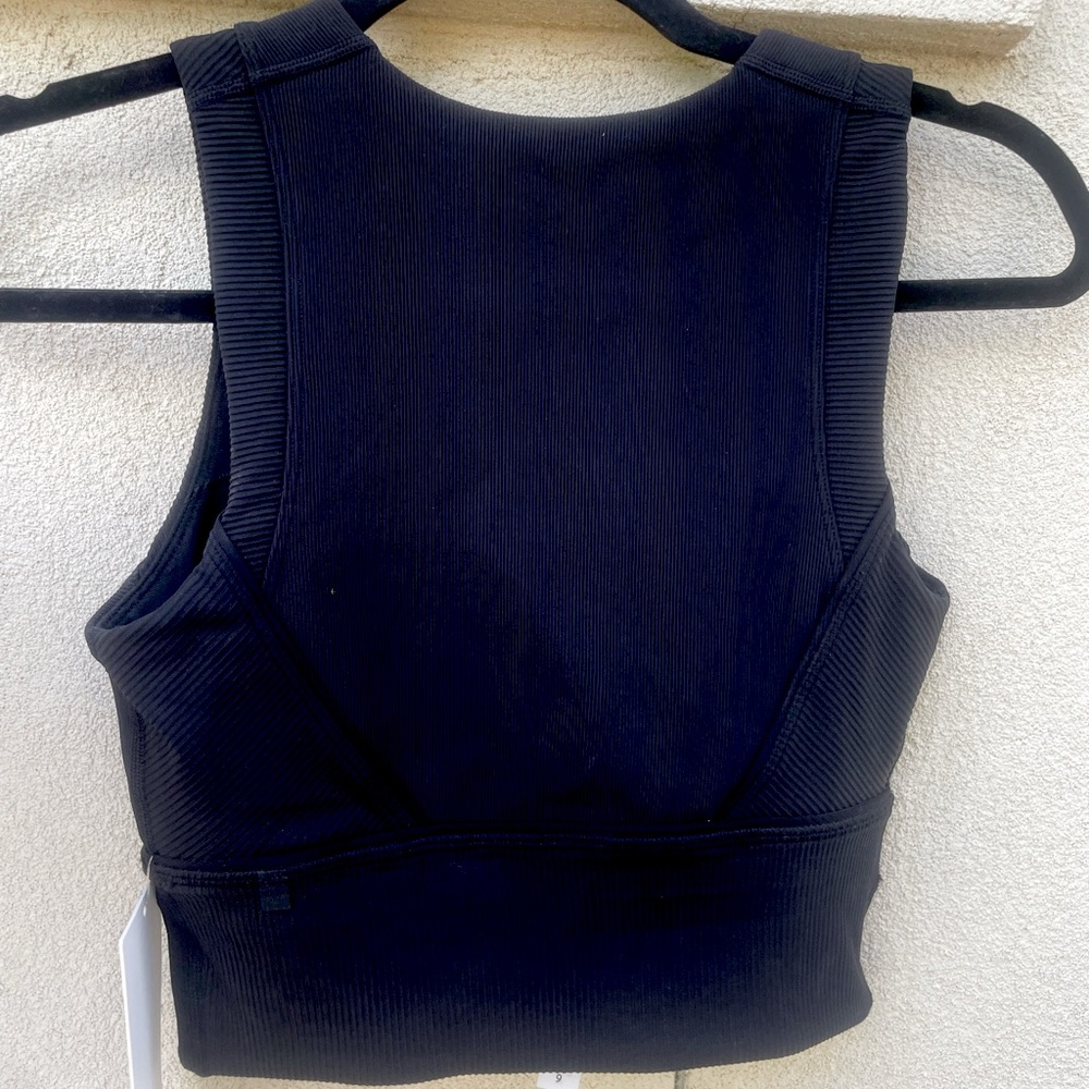 Size 6 Lululemon Kick Swerve Bra